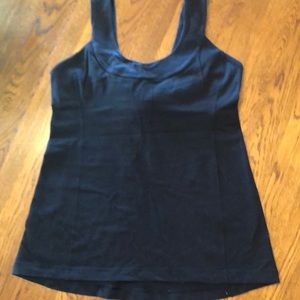 Black Lululemon tank top